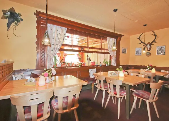 מלון Gasthof Aggenstein 3*